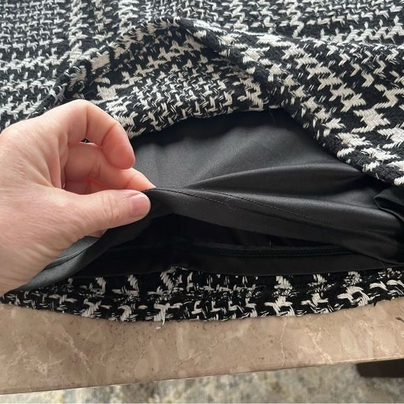 Hyfve black and white skirt size large - Picture 4 of 9